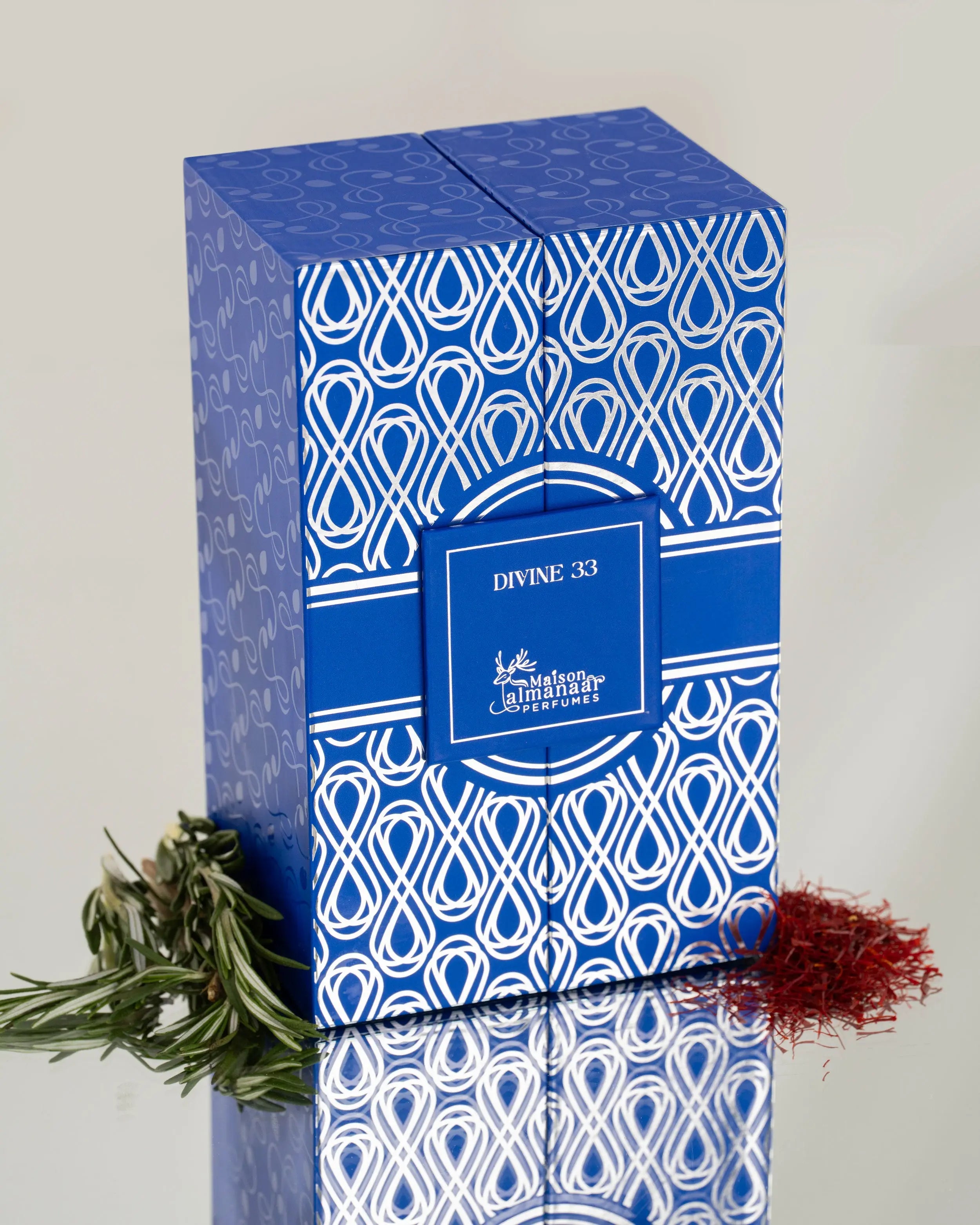 Divine 33 Extrait De Parfum 90ML Maison Almanaar - Perfume Heaven