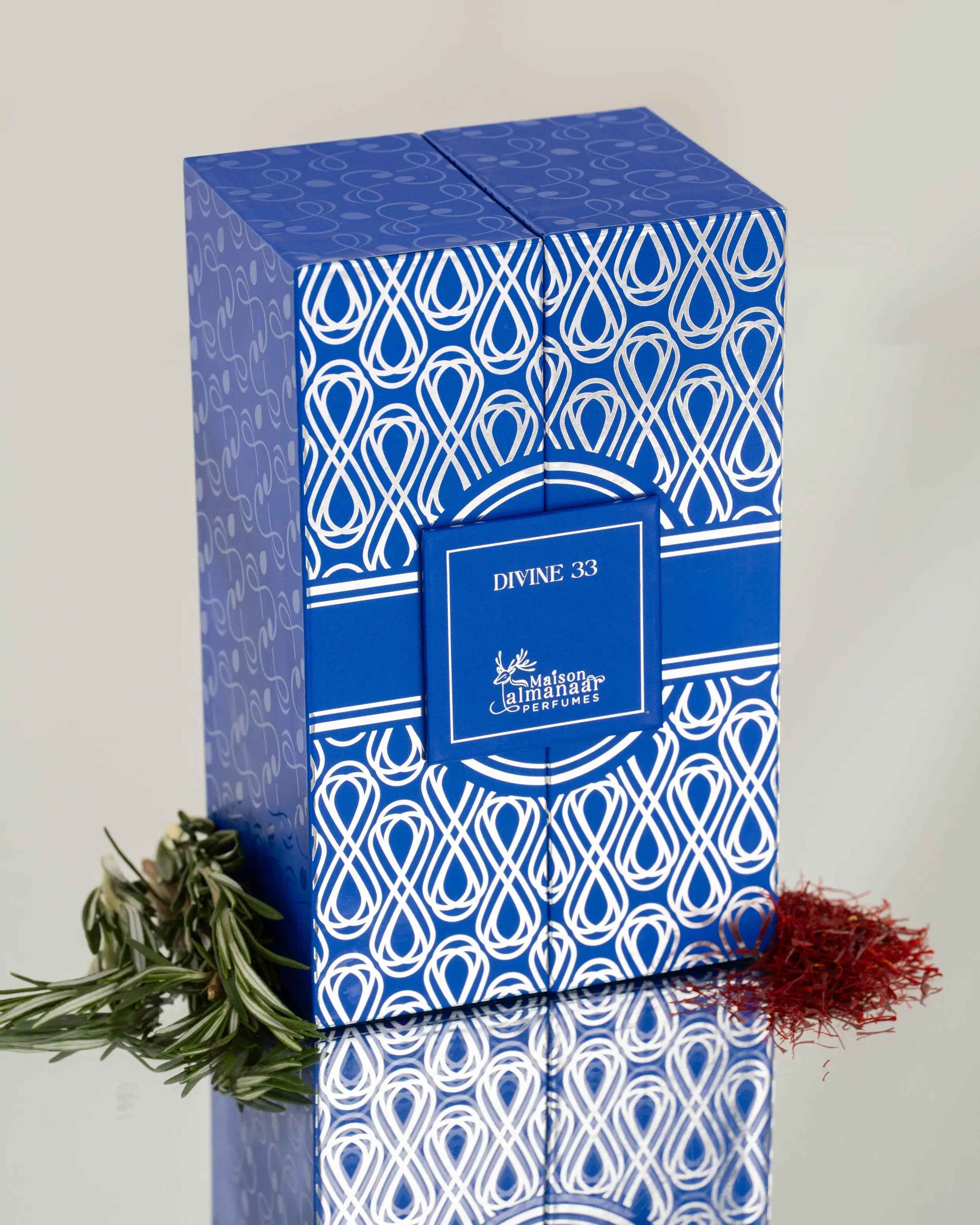 Divine 33 Extrait De Parfum 90ML Maison Almanaar