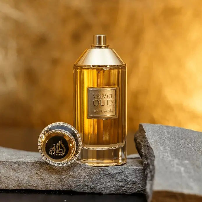 Velvet Oud Eau De Parfum 100ml Lattafa-Perfume Heaven