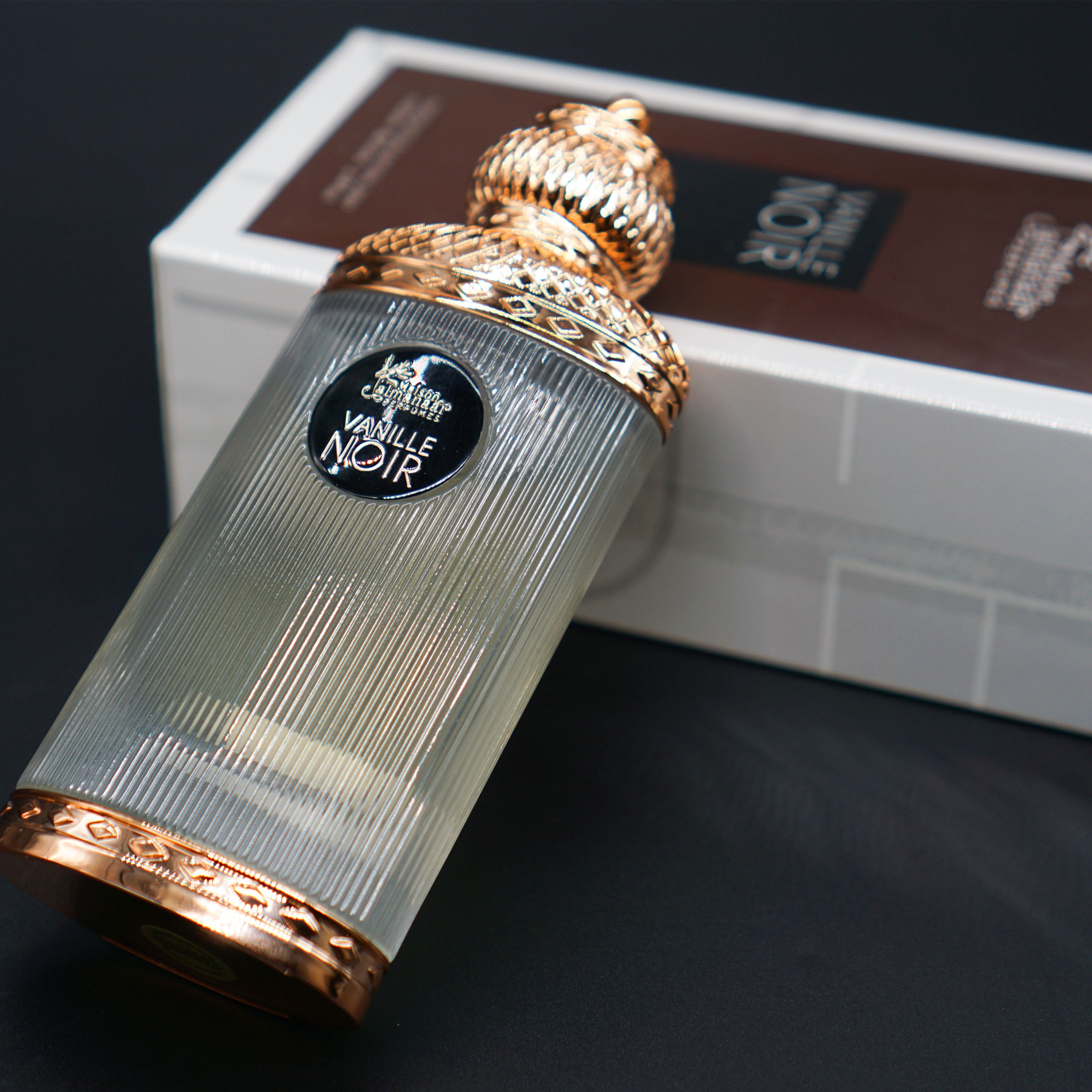 Vanille Noir Extrait de Parfum 100ml by Maison Almanaar Perfumes  Shop name